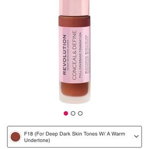 Makeup Revolution Conceal & Define Foundation f18